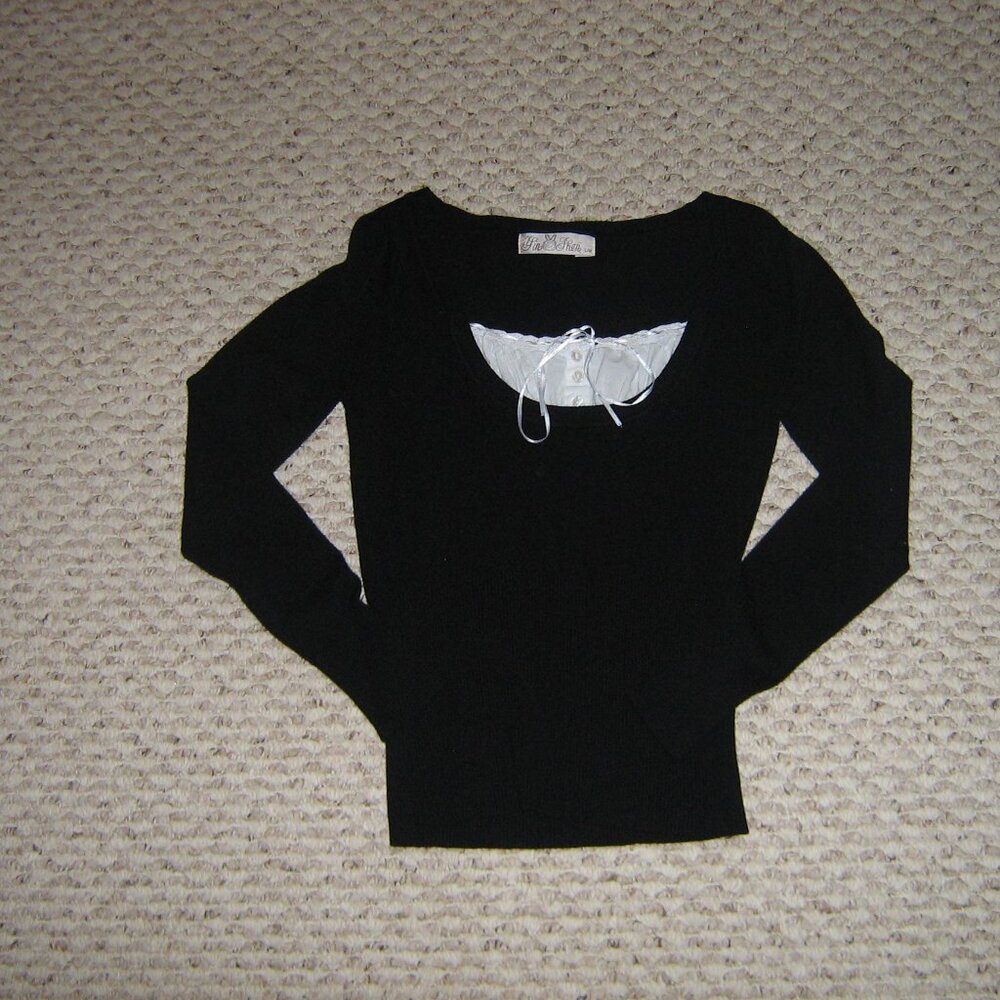 y2k layered sweater